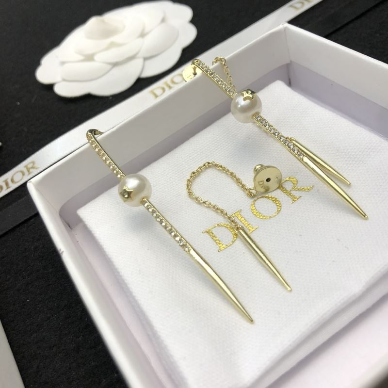 chr1st1an D10r earrings